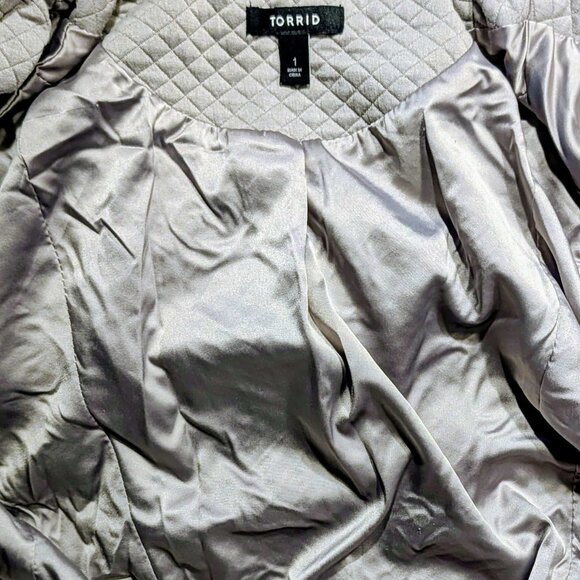 Torrid Moto Jacket Womens Size 1 Pebble Gray Quilted Knit Zip Front Lined - Picture 5 of 8